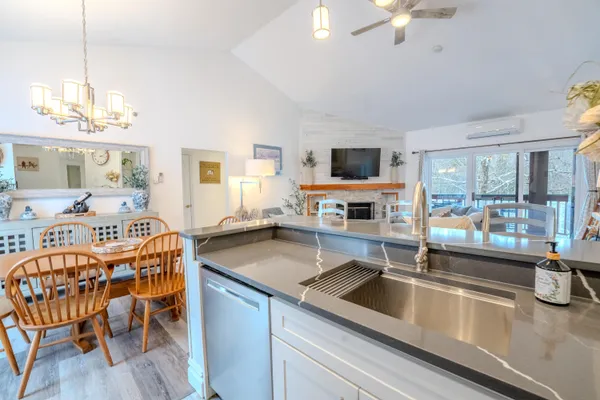 $650,000 | 65 Riverfront Drive, Unit 216, North Woodstock, NH 03262