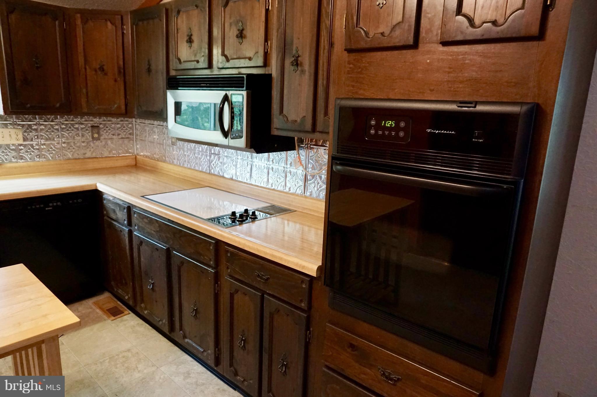 1100 Nancy Jack Road Gerrardstown, WV 25420 - Photo 4 of 29 Kitchen
