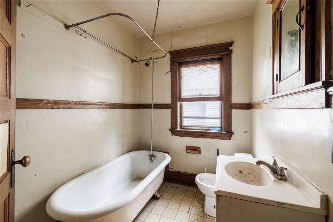 55 Austin Street Rochester, NY 14606 - Photo 20 of 32
