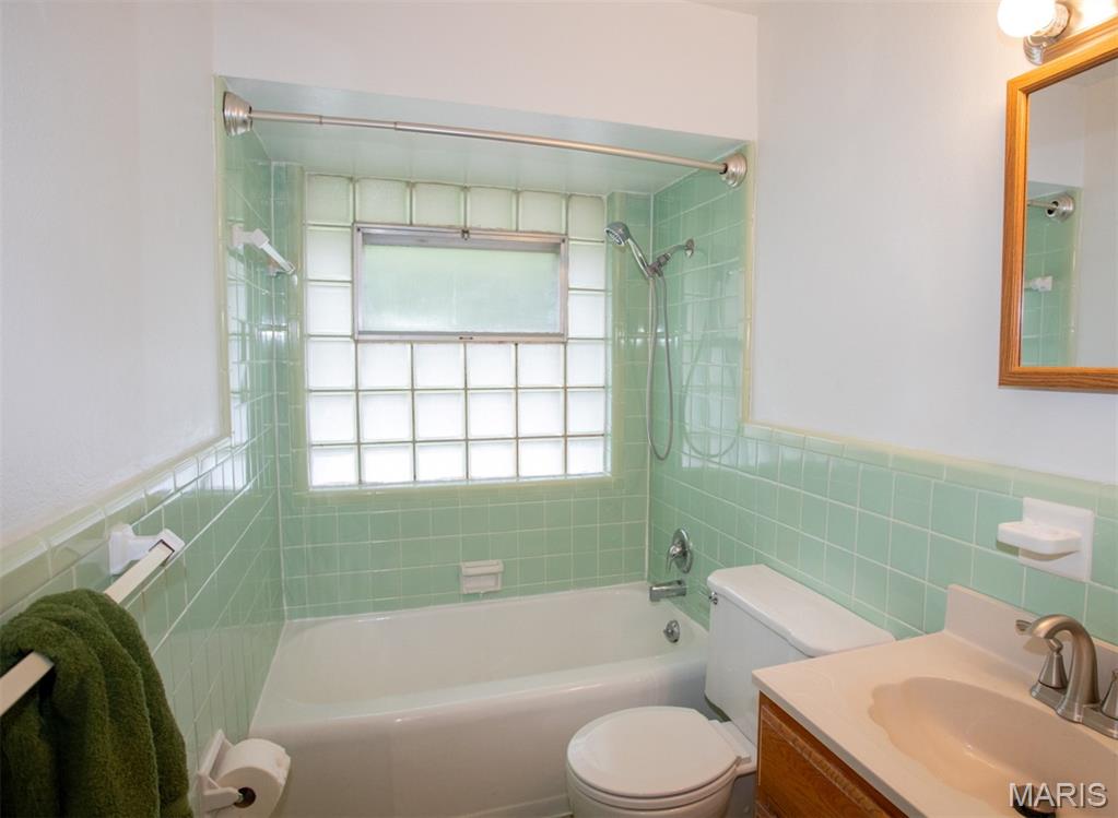 4105 Banks Road Bridgeton, MO 63074 - Photo 14 of 28