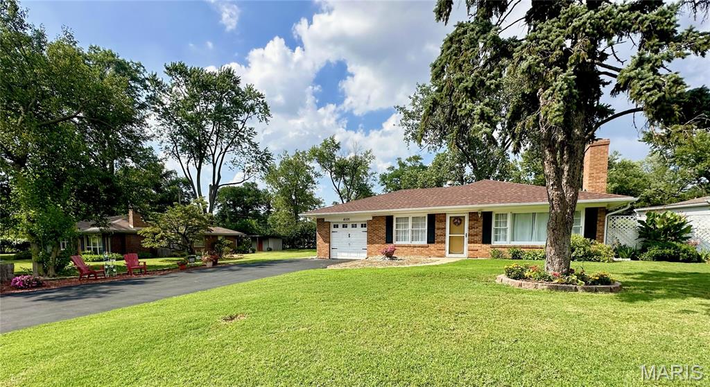 4105 Banks Road Bridgeton, MO 63074 - Photo 2 of 28