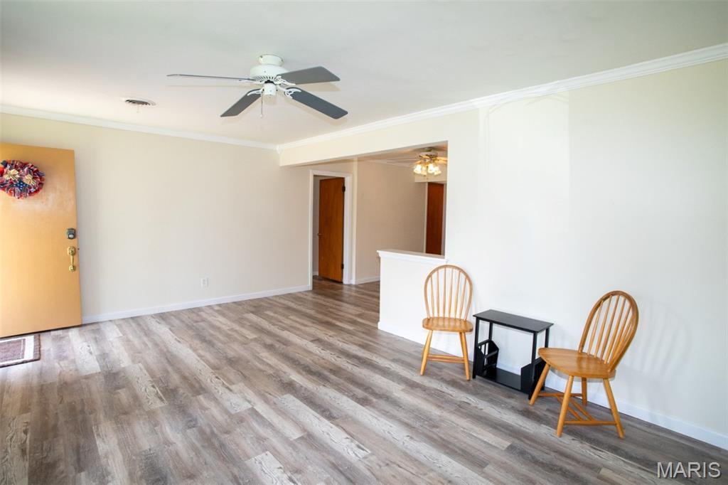 4105 Banks Road Bridgeton, MO 63074 - Photo 5 of 28