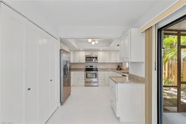 $3,000 | 879 Meadowland Drive, Unit 32, Naples, FL 34108