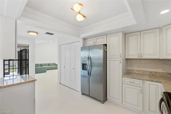 $3,000 | 879 Meadowland Drive, Unit 32, Naples, FL 34108