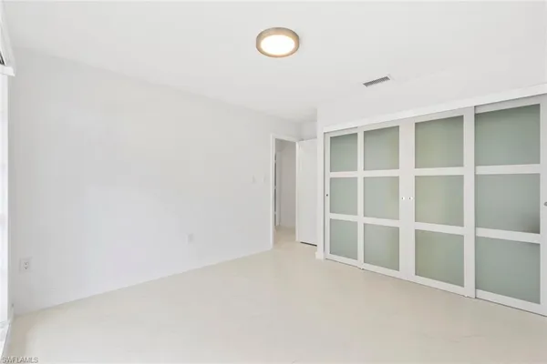 $3,000 | 879 Meadowland Drive, Unit 32, Naples, FL 34108