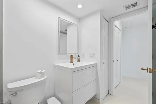 $3,000 | 879 Meadowland Drive, Unit 32, Naples, FL 34108