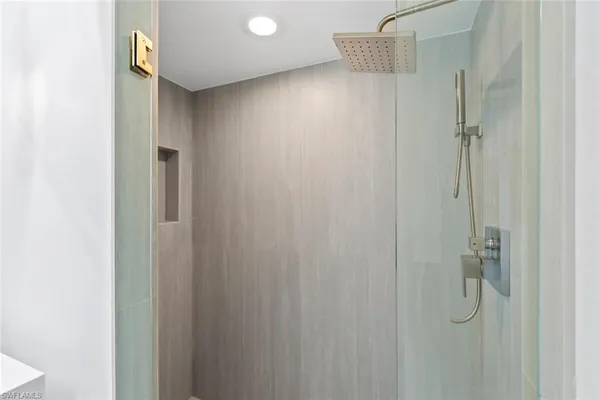 $3,000 | 879 Meadowland Drive, Unit 32, Naples, FL 34108