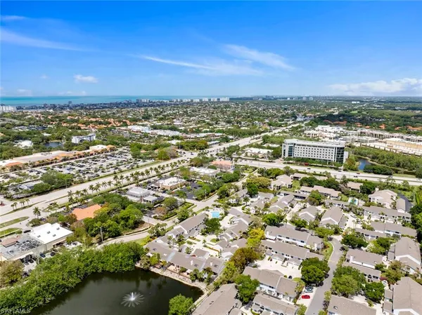 $3,000 | 879 Meadowland Drive, Unit 32, Naples, FL 34108