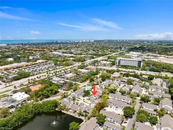 $3,000 | 879 Meadowland Drive, Unit 32, Naples, FL 34108