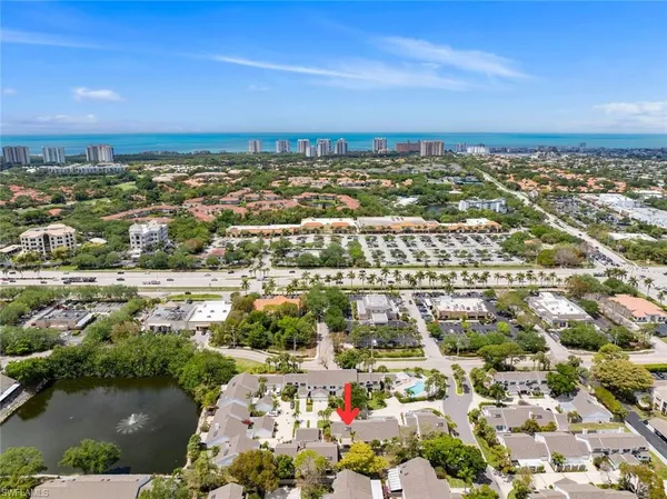 $3,000 | 879 Meadowland Drive, Unit 32, Naples, FL 34108