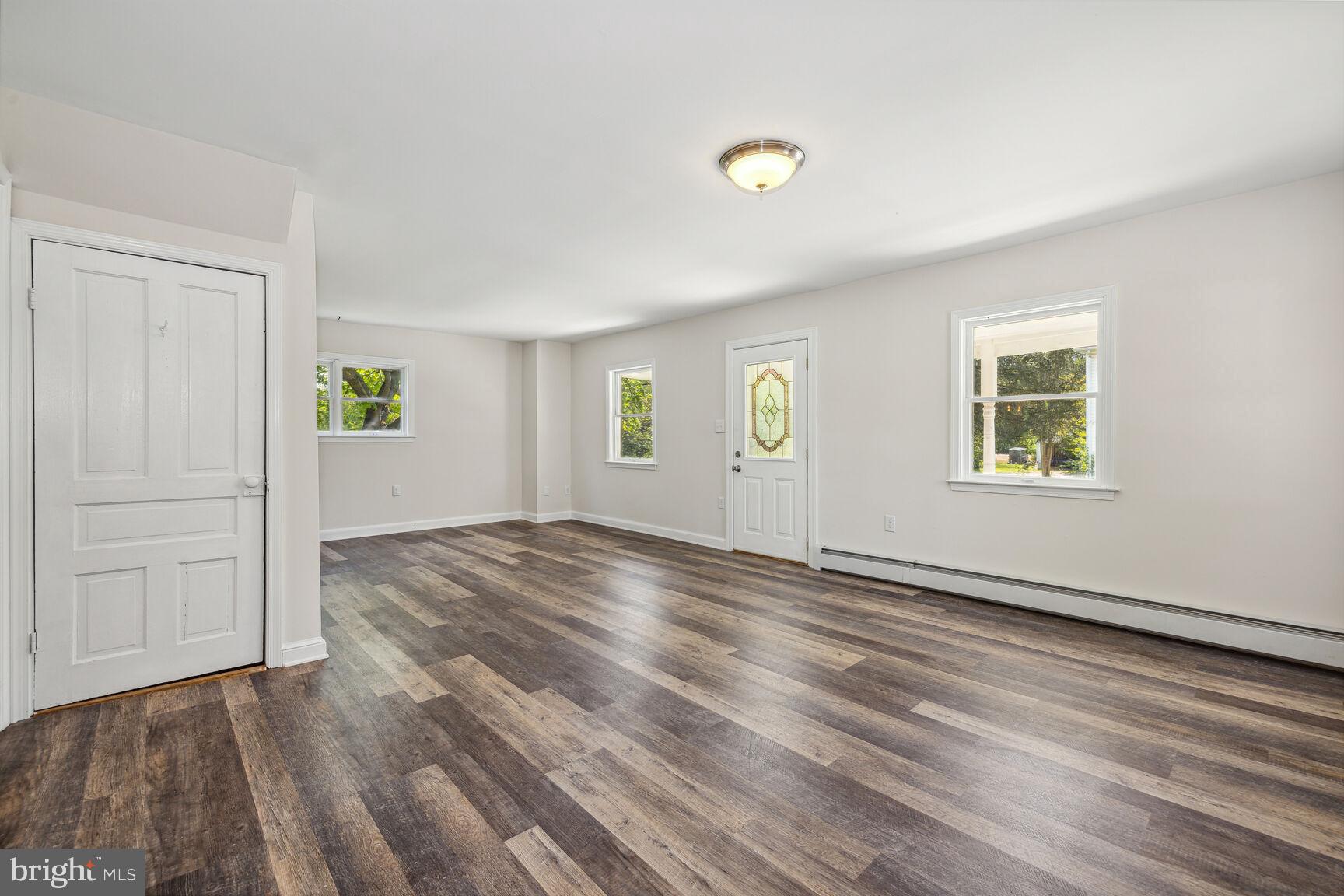 6212 Manor Woods Road Frederick, MD 21703 - Photo 5 of 30 Gallery Image 5