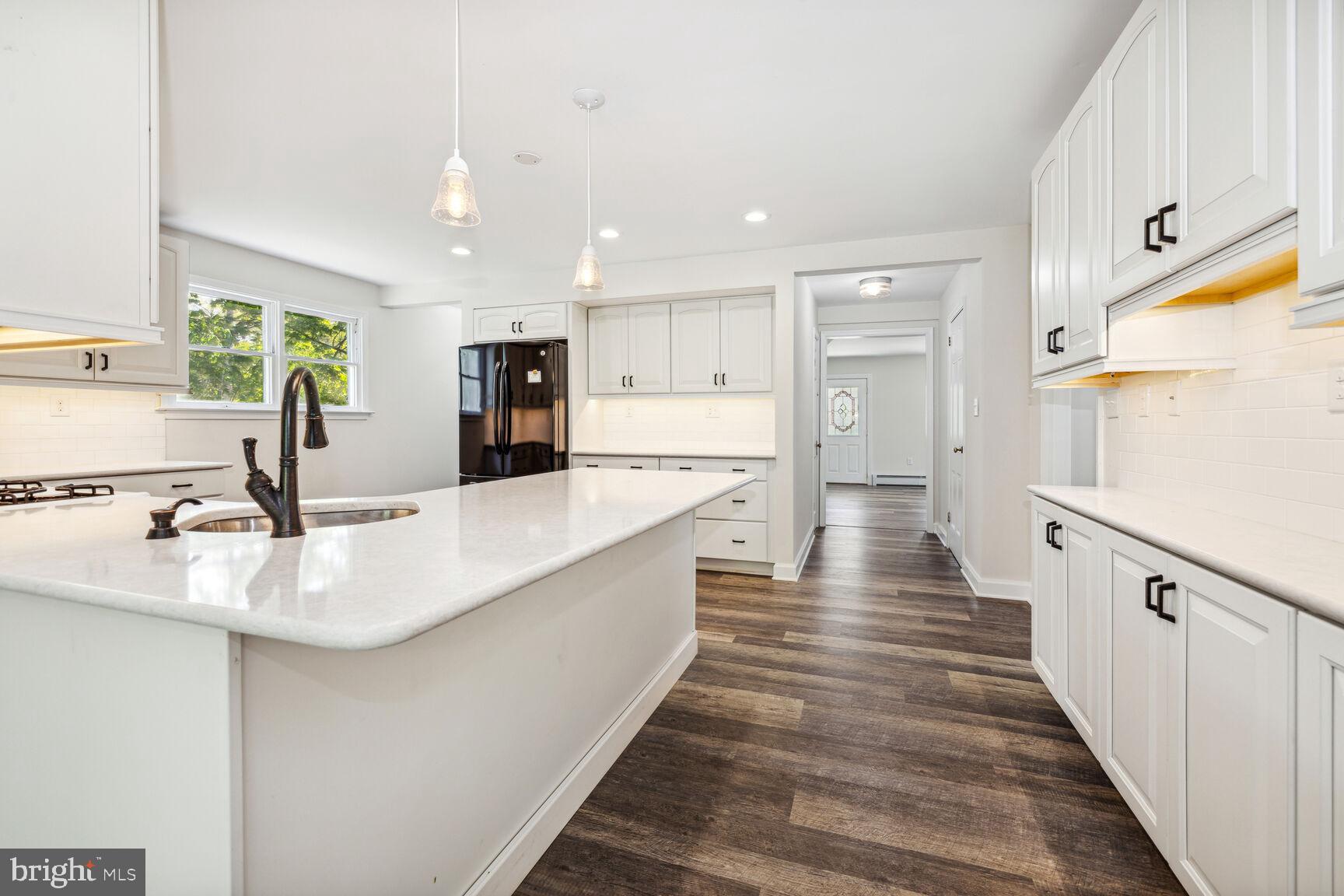 6212 Manor Woods Road Frederick, MD 21703 - Photo 10 of 30 Gallery Image 10