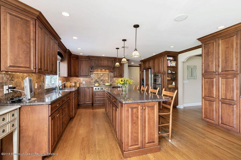 1139 Harding Place Point Pleasant, NJ 08742 - Photo 35 of 41 Kitchen