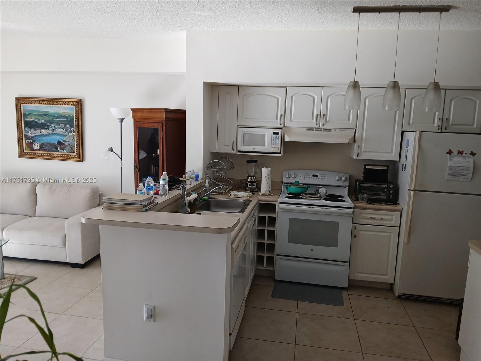 Flagami Miami, FL 33126 - Photo 10 of 11