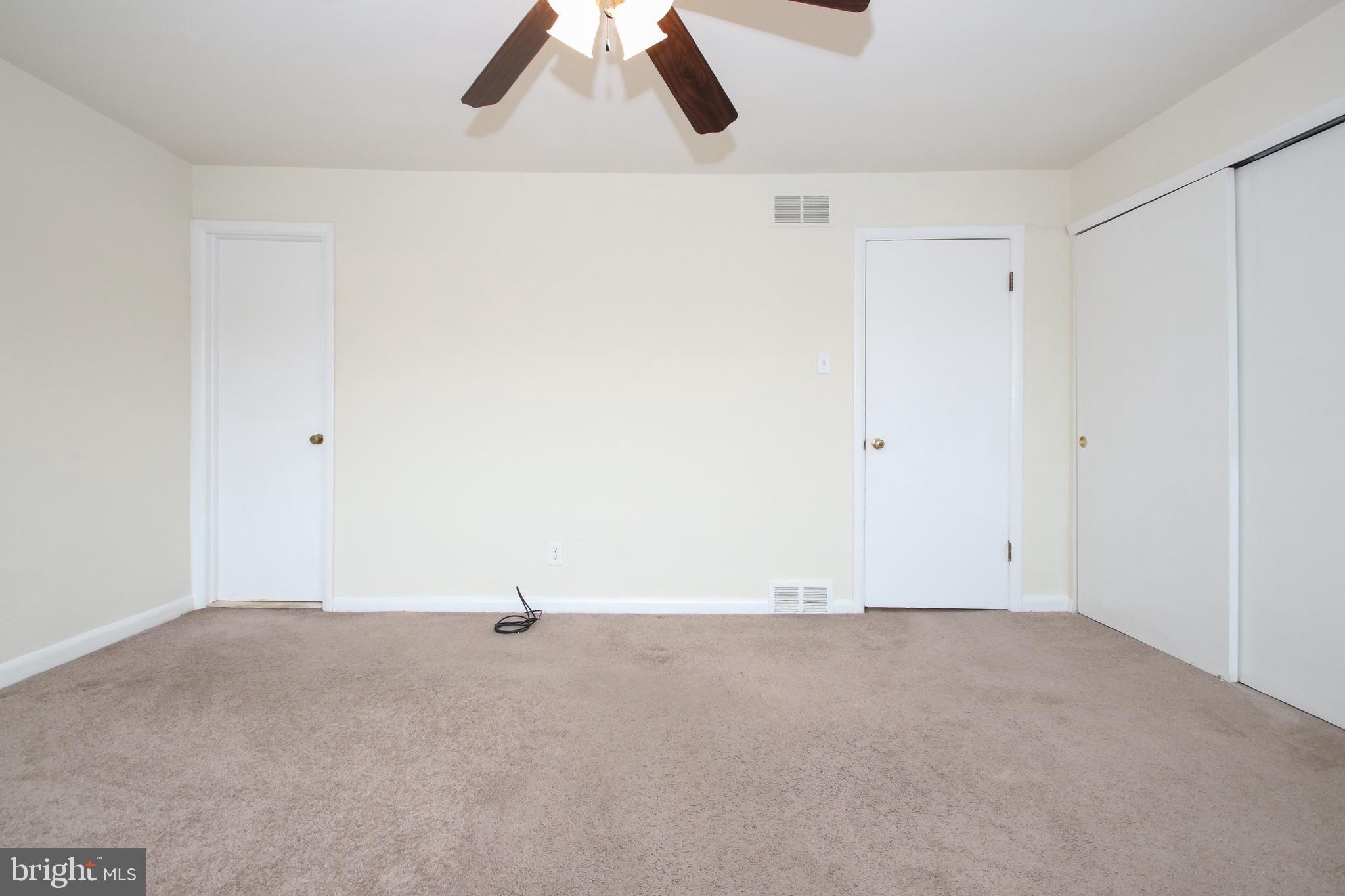 2724 West Country Club Road Philadelphia, PA 19131 - Photo 15 of 34 Master Bedroom