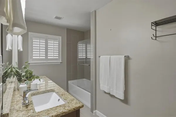 $799,000 | 6338 Town Hill Lane, Dallas, TX 75214