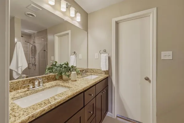 $799,000 | 6338 Town Hill Lane, Dallas, TX 75214