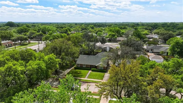 $799,000 | 6338 Town Hill Lane, Dallas, TX 75214