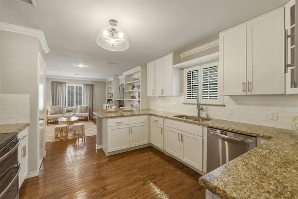 $799,000 | 6338 Town Hill Lane, Dallas, TX 75214