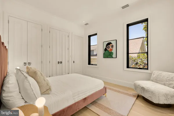 $4,495,000 | 5122 Cathedral Avenue Northwest, Washington, DC 20016