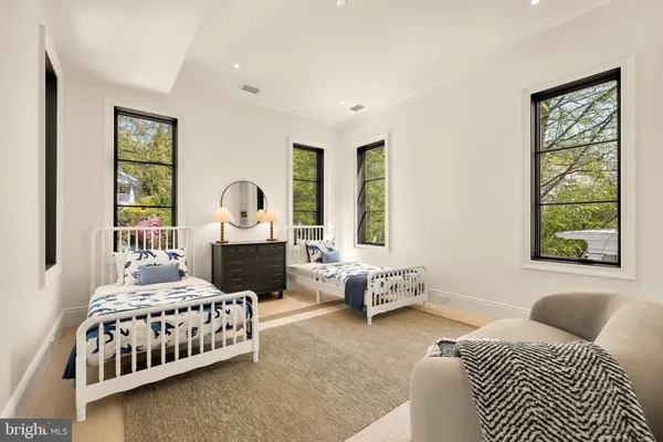 $4,495,000 | 5122 Cathedral Avenue Northwest, Washington, DC 20016
