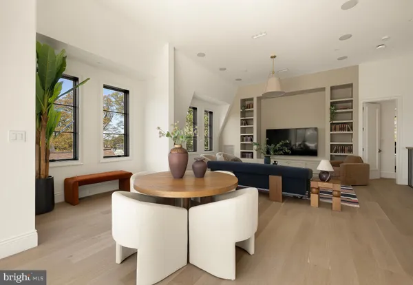 $4,495,000 | 5122 Cathedral Avenue Northwest, Washington, DC 20016