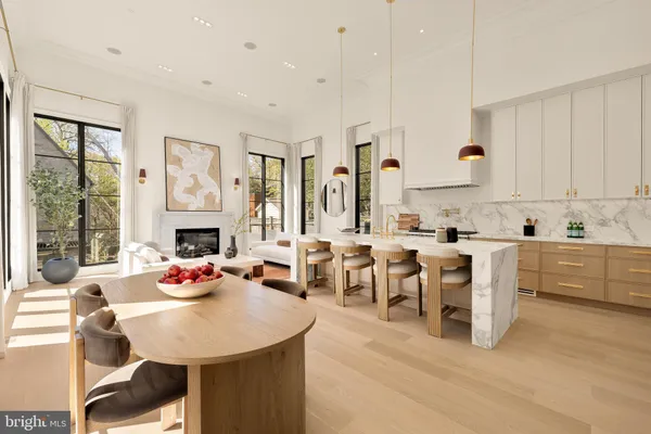 $4,495,000 | 5122 Cathedral Avenue Northwest, Washington, DC 20016