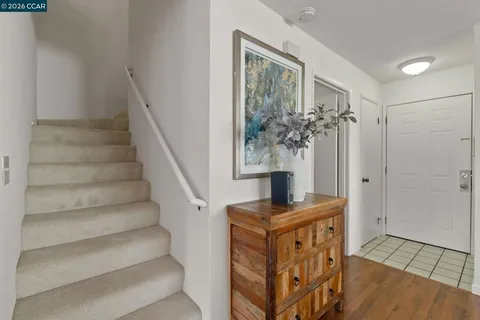 $399,000 | 5060-5060 Valley Crest Drive, Unit 56, Concord, CA 94521