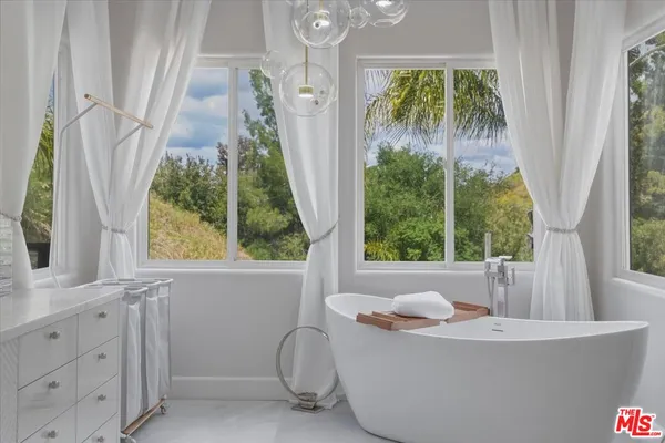 $11,500 | 3891 Marks Road, Agoura Hills, CA 91301