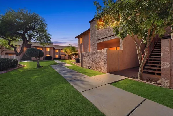 $1,800 | 1942 South Emerson, Unit 107, Mesa, AZ 85210