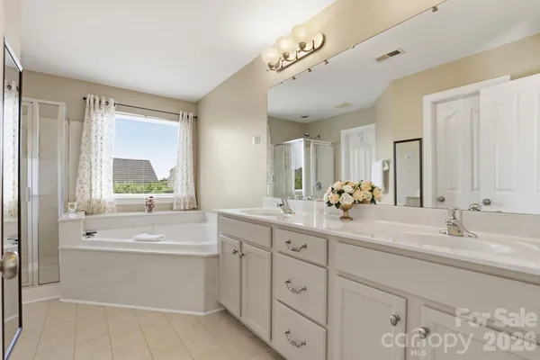 $509,900 | 10122 Whiteburn Court, Charlotte, NC 28278