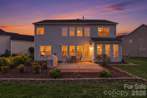 $509,900 | 10122 Whiteburn Court, Charlotte, NC 28278