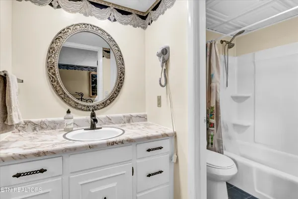 $1,900,000 | 3950 Castle Road, Gatlinburg, TN 37738