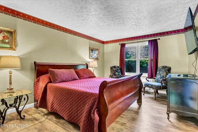 $1,900,000 | 3950 Castle Road, Gatlinburg, TN 37738