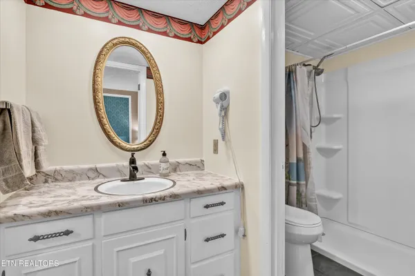 $1,900,000 | 3950 Castle Road, Gatlinburg, TN 37738