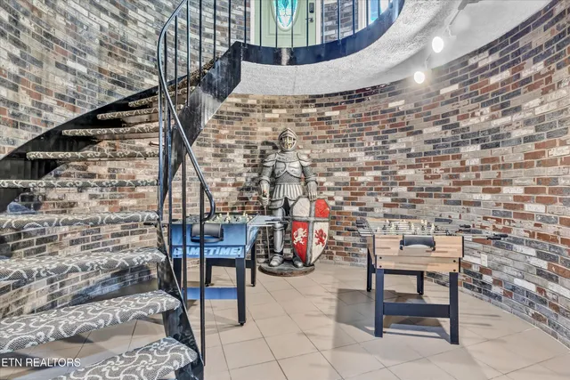 $1,900,000 | 3950 Castle Road, Gatlinburg, TN 37738