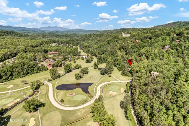$1,900,000 | 3950 Castle Road, Gatlinburg, TN 37738