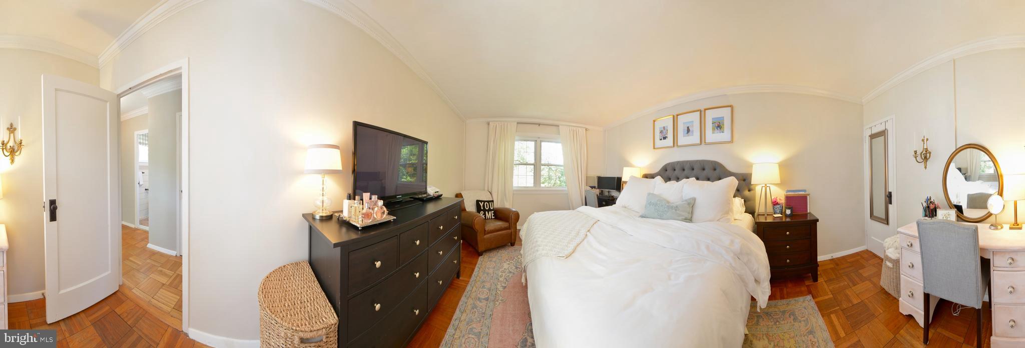 1635 Ripon Place Alexandria, VA 22302 - Photo 22 of 37 Master bedroom