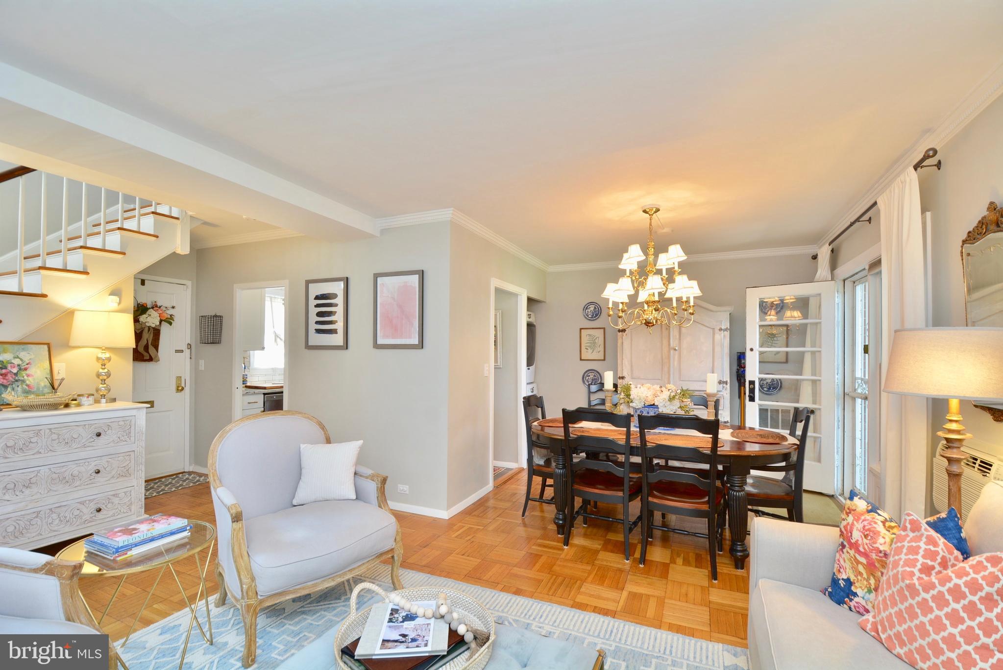 1635 Ripon Place Alexandria, VA 22302 - Photo 7 of 37 Living & dining room combination