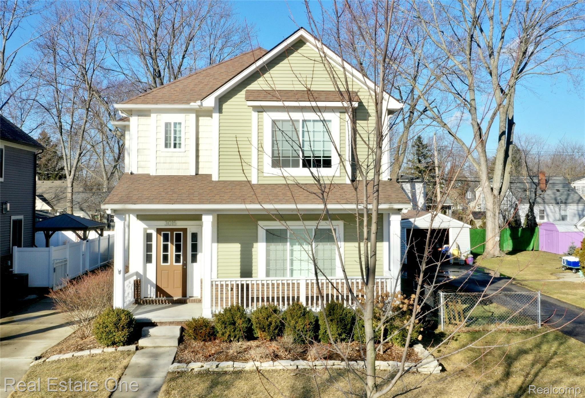 3015 Wakefield Road Berkley, MI 48072 - Photo 1 of 40 1.jpeg