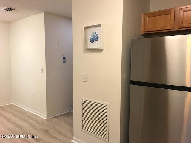 426 Dutton Island Road West Jacksonville, FL 32233 - Photo 4 of 22 a view of a hallway