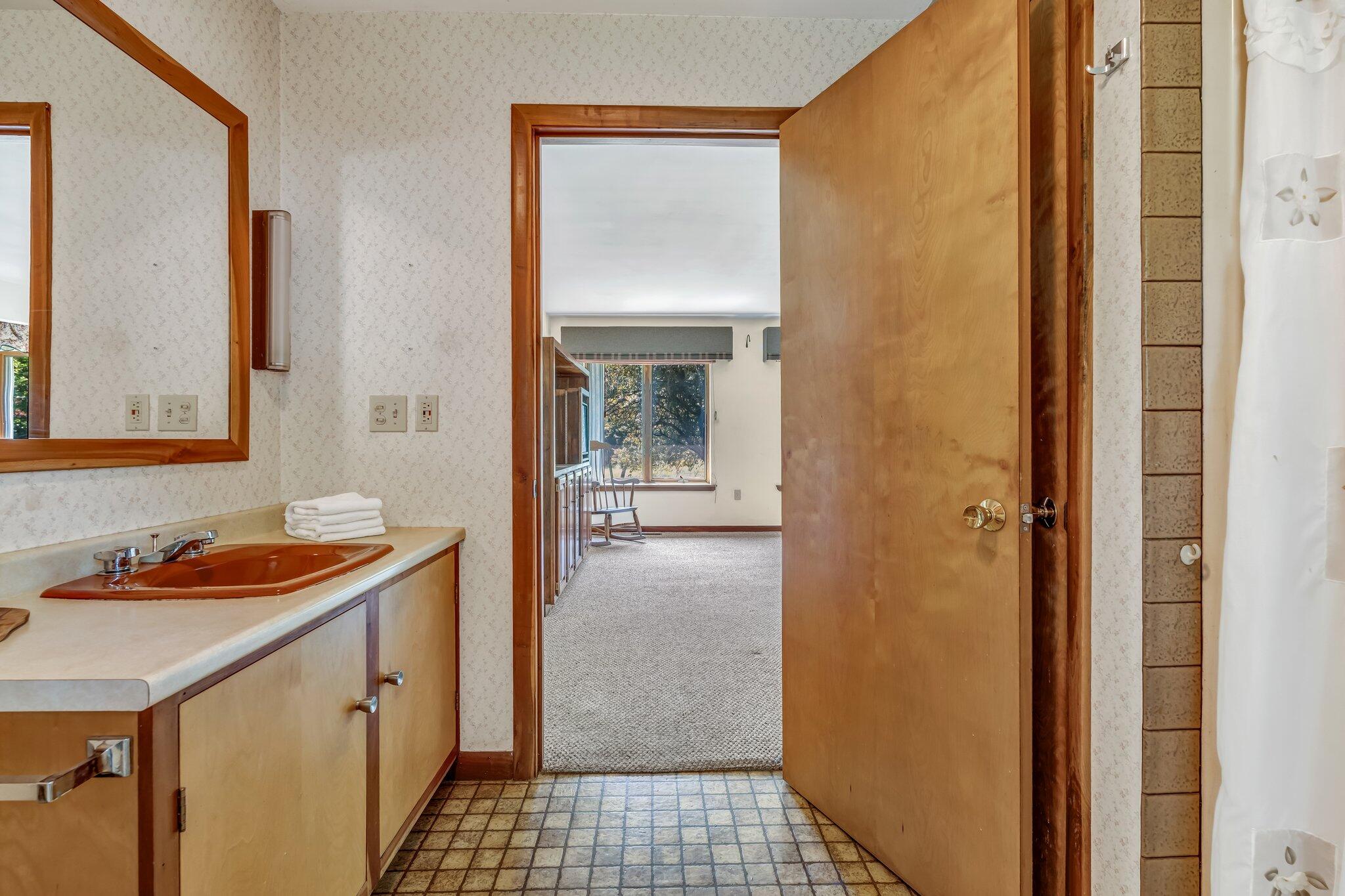 428 Bean Road Mount Vernon, ME 04352 - Photo 32 of 58 Bathroom