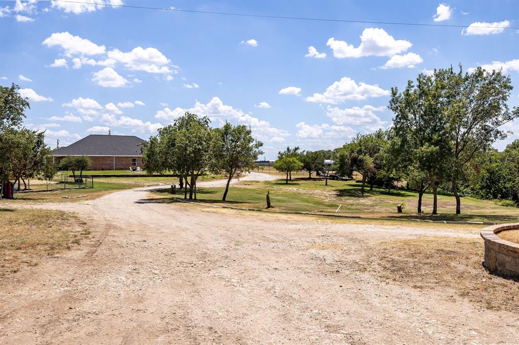 150 Browning Court Springtown, TX 76082 - Photo 30 of 36