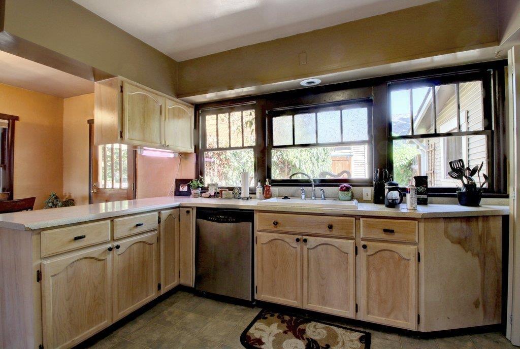 1145 Spring Street Medford, OR 97504 - Photo 11 of 16 Additional Photo