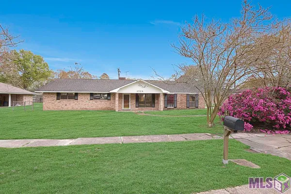 $279,000 | 1526 June Drive, Denham Springs, LA 70726