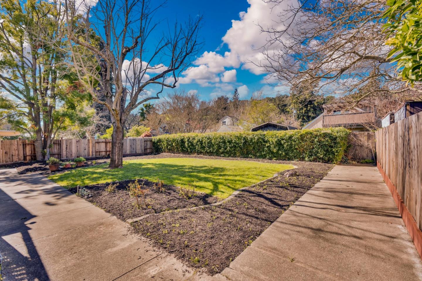 691 Foster Road Napa, CA 94558 - Photo 23 of 39 Gallery Image 23