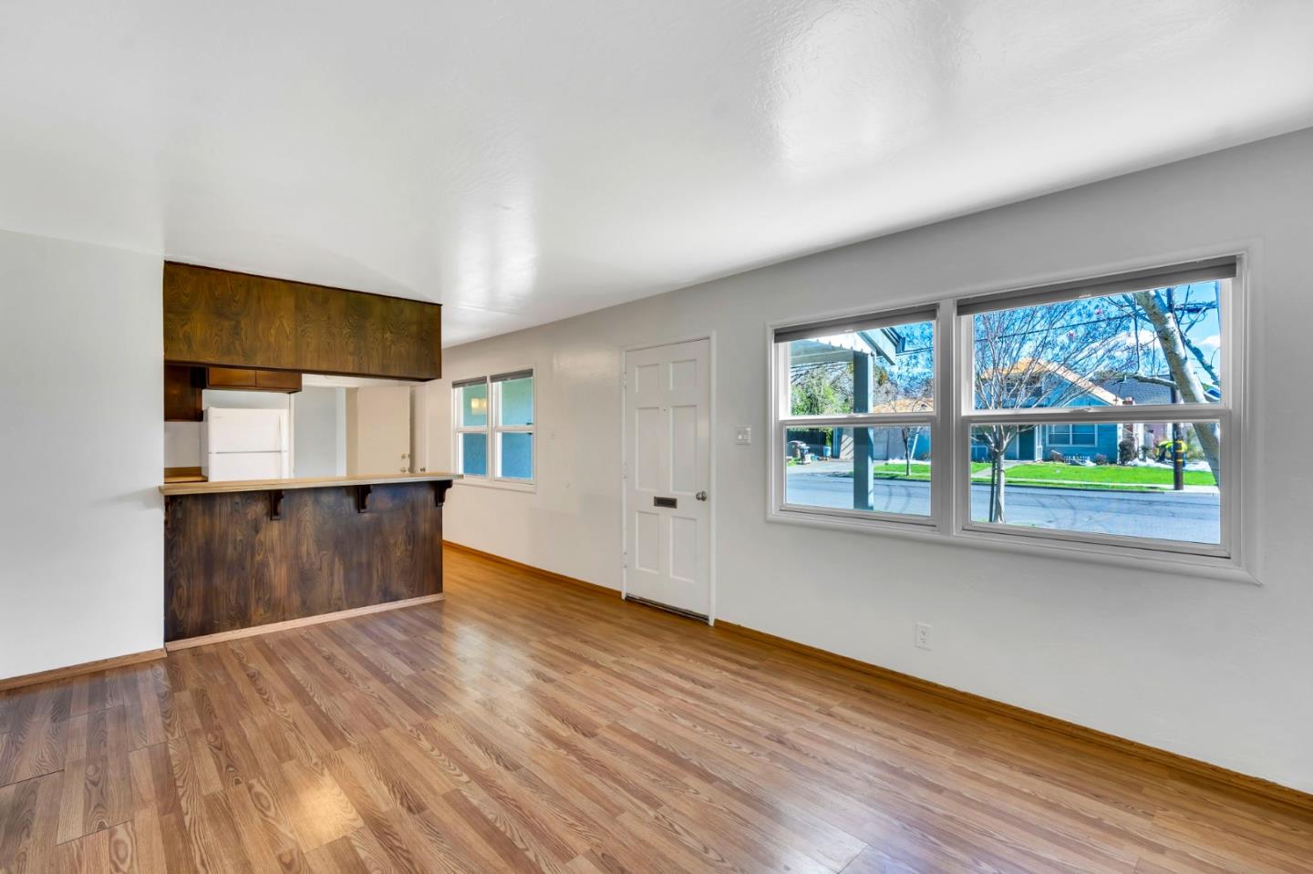 691 Foster Road Napa, CA 94558 - Photo 4 of 39 Gallery Image 4