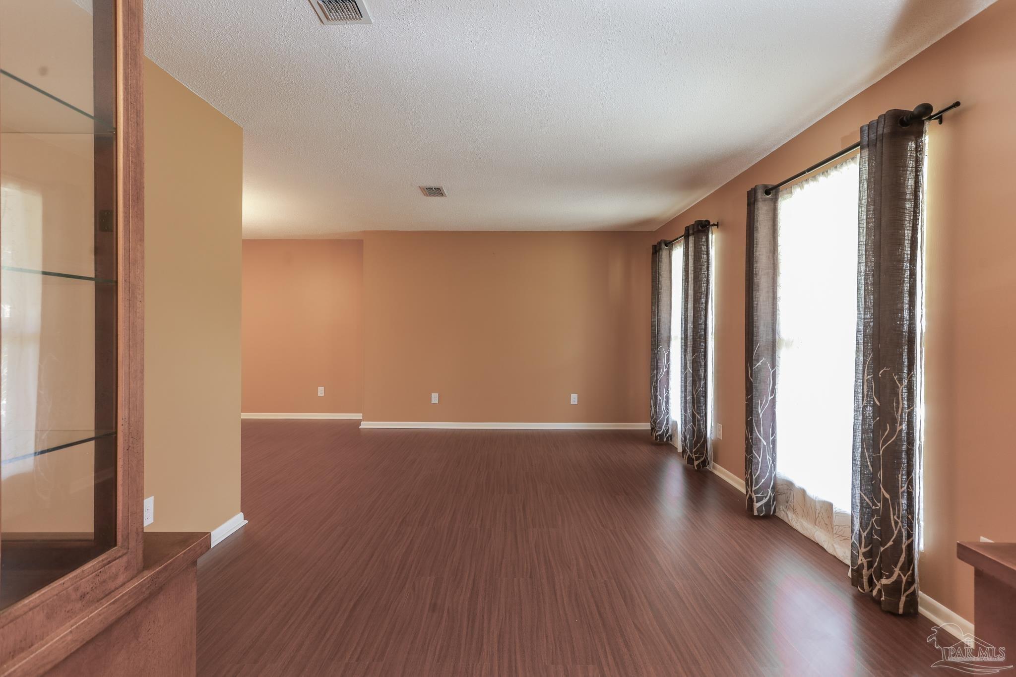 5035 Midas Road Pensacola, FL 32526 - Photo 16 of 42 Gallery Image 16