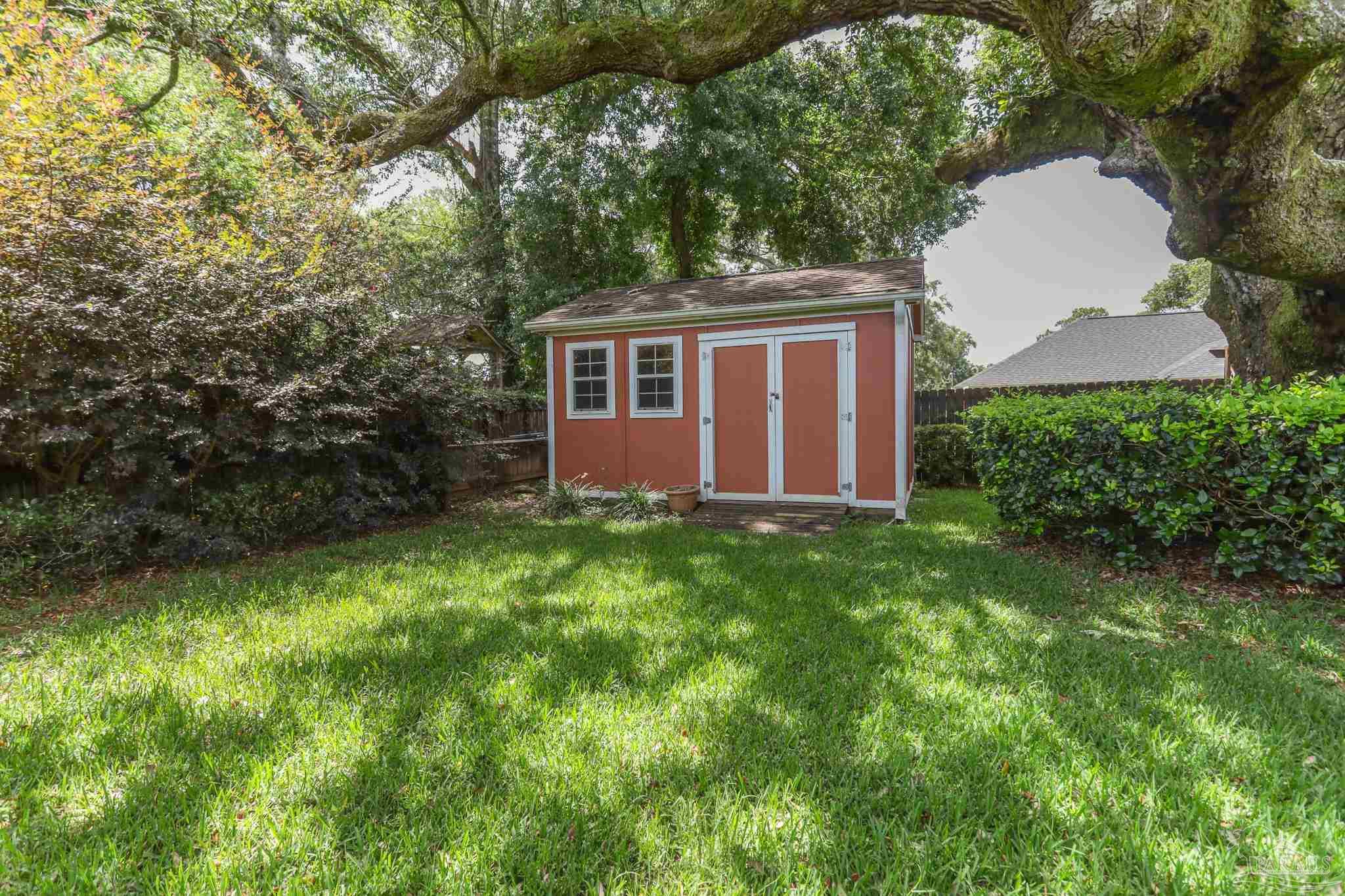 5035 Midas Road Pensacola, FL 32526 - Photo 9 of 42 Gallery Image 9
