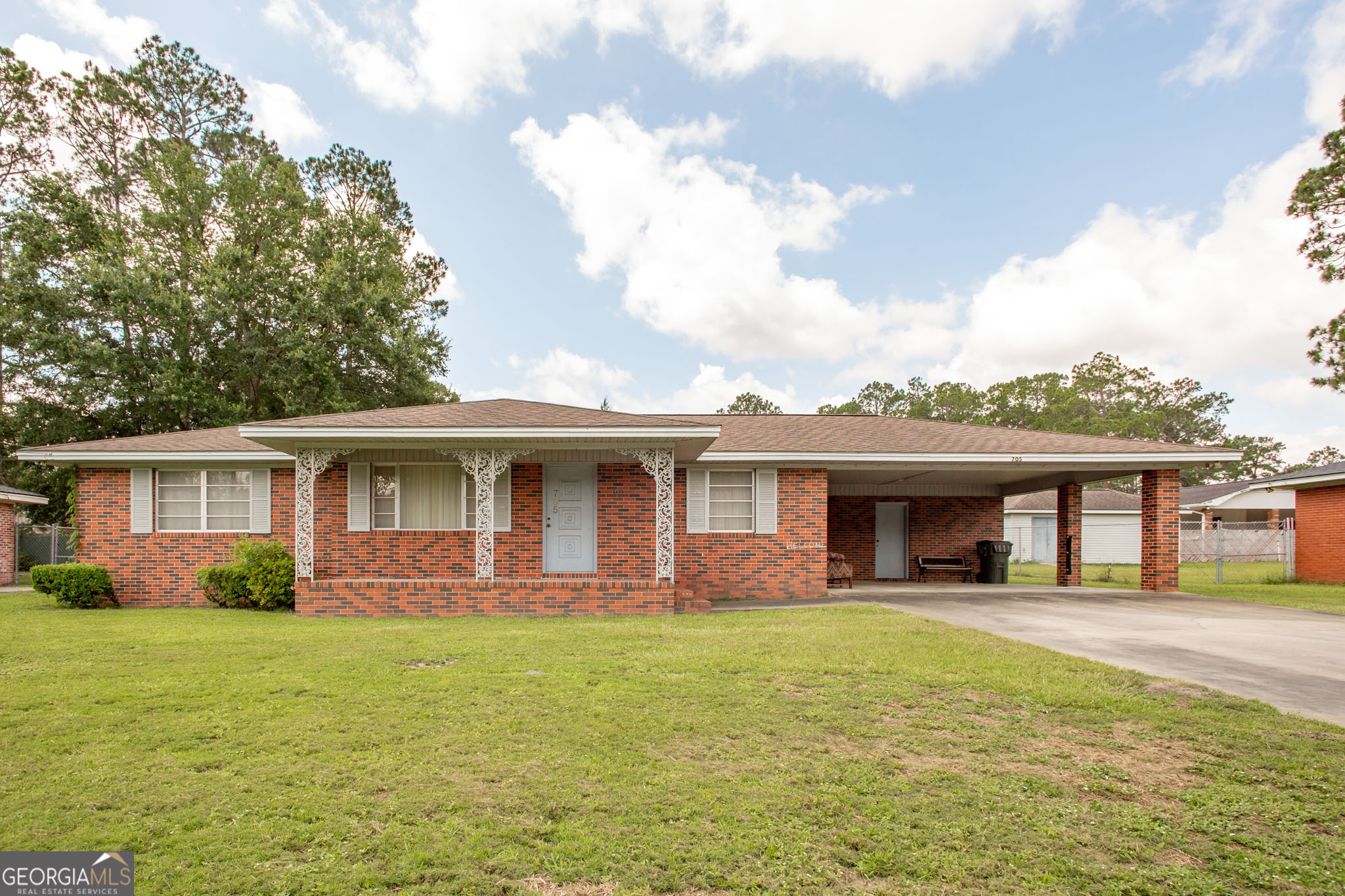 705 Beville Street Waycross, GA 31501 - Photo 1 of 38